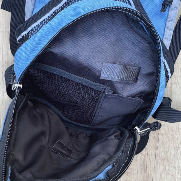 Eddie Bauer Hydration Backpack Blue Gray Outdoor Hiking Biking - Picture 5 of 5